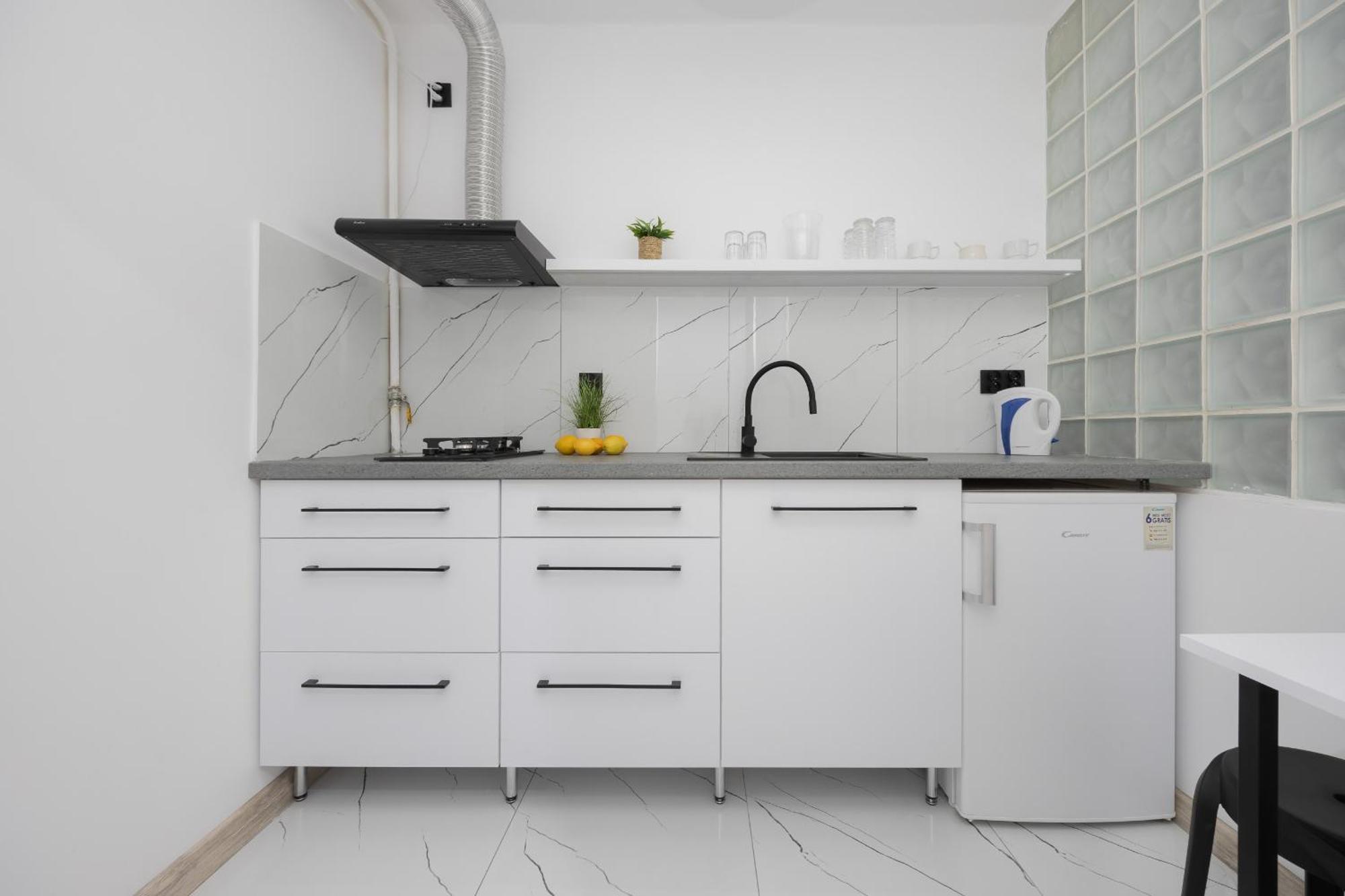 Bright Apartament Wola Ideal For Remote Work By Renters *